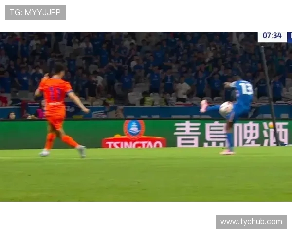 足球比赛中故意手球行为的判罚规则与裁判判定标准解析